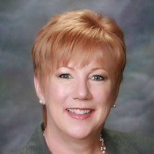 Meet your Posher, Leslie